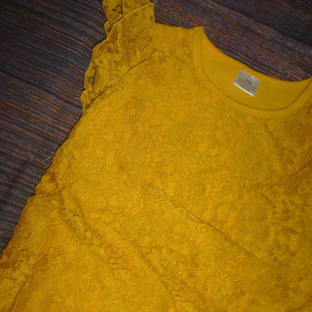 Boutique Yellow Lace Ruffle Sleeve Girls Shirt - Picture 2 of 2